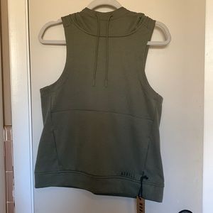 Nobull new with tags sleeveless fleece